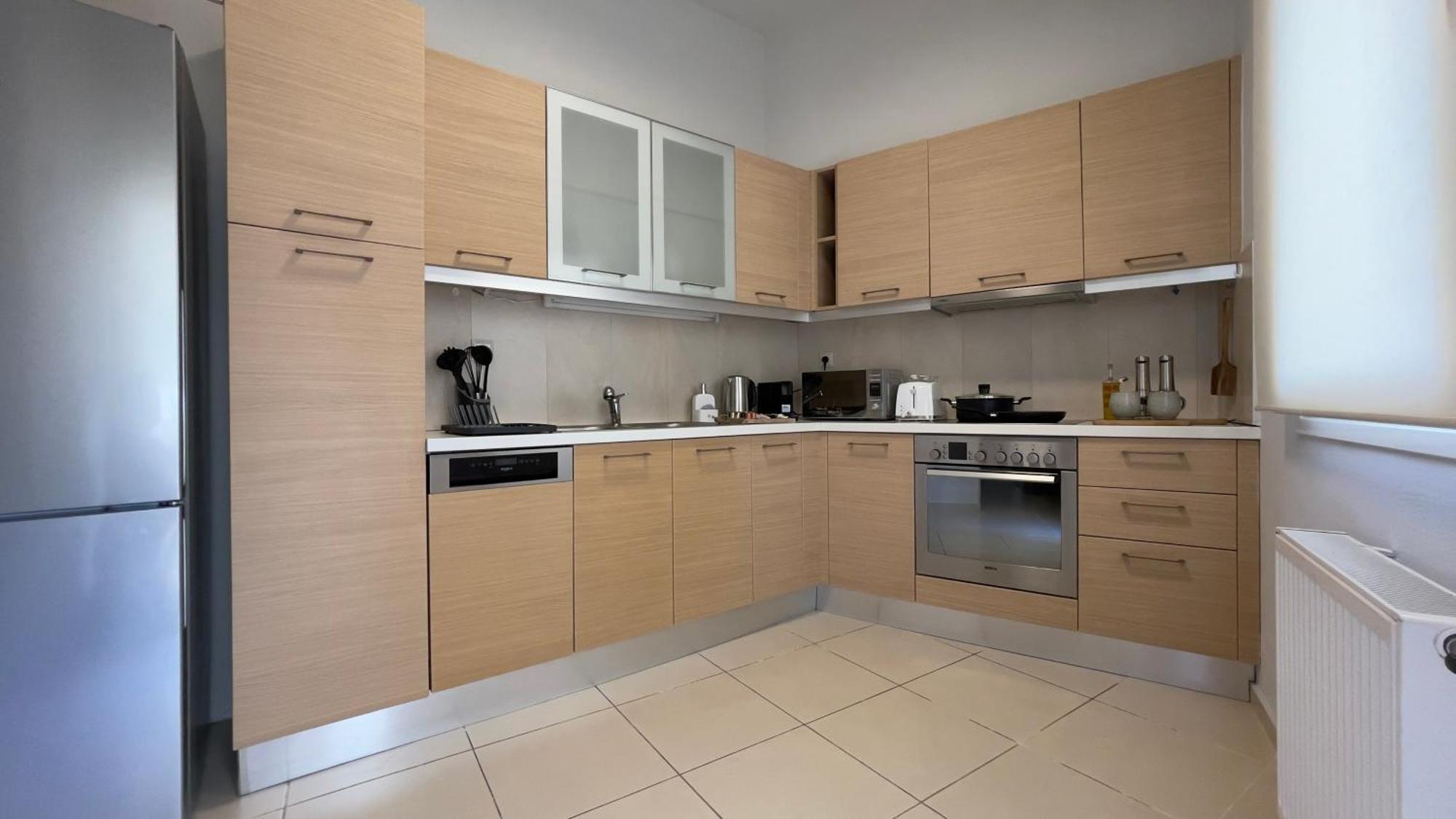 شقة Nh Urban Living In Nea Alikarnassos كاندية المظهر الخارجي الصورة